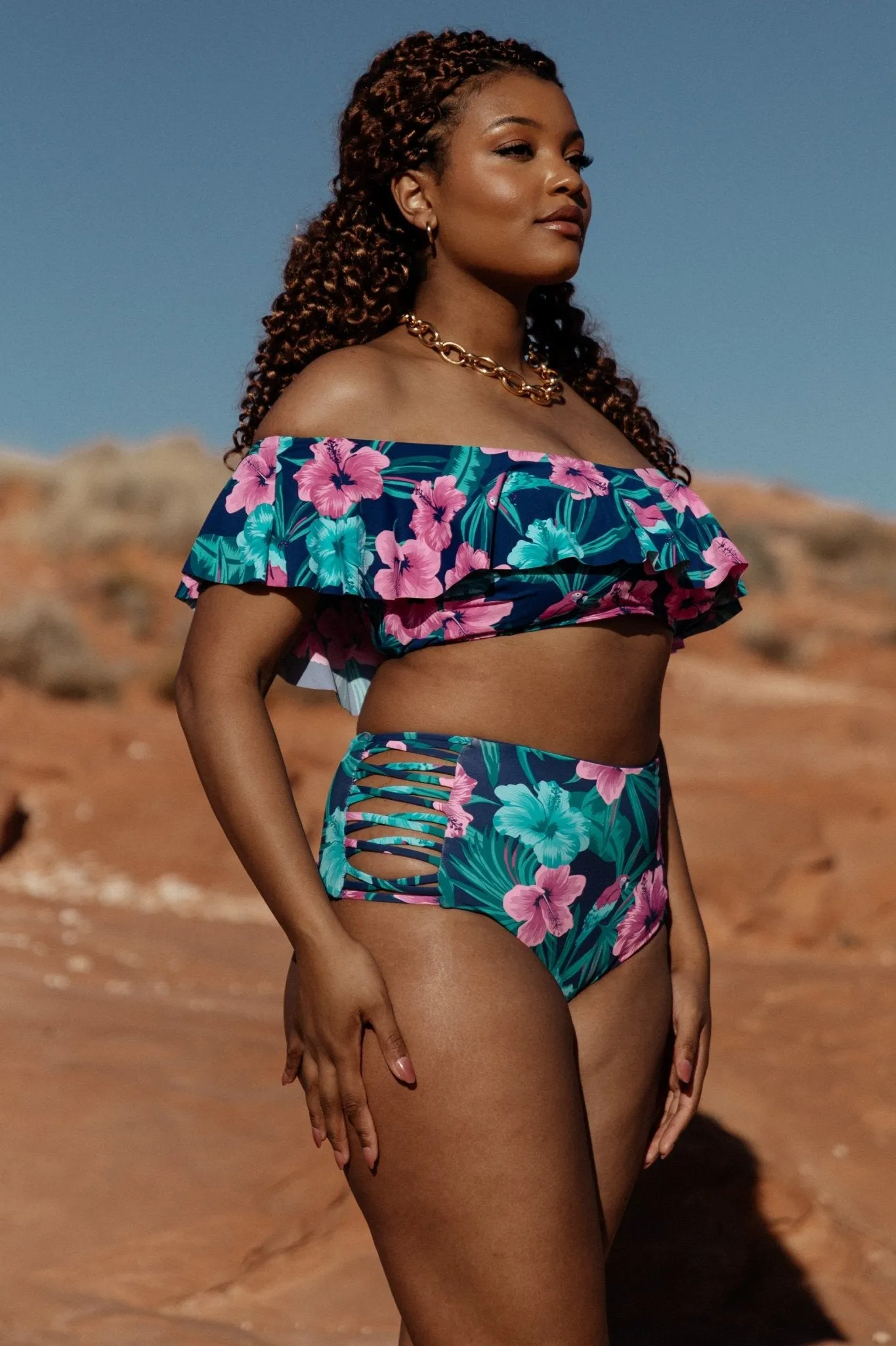 Keke Off Shoulder Bikini Top | Navy Tropical Floral